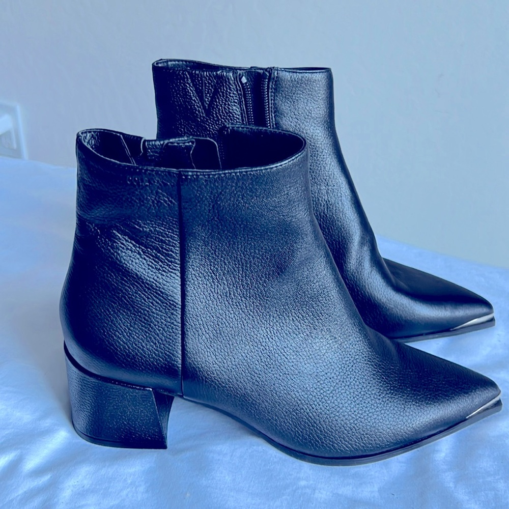 Kenneth Cole leather boots brand new